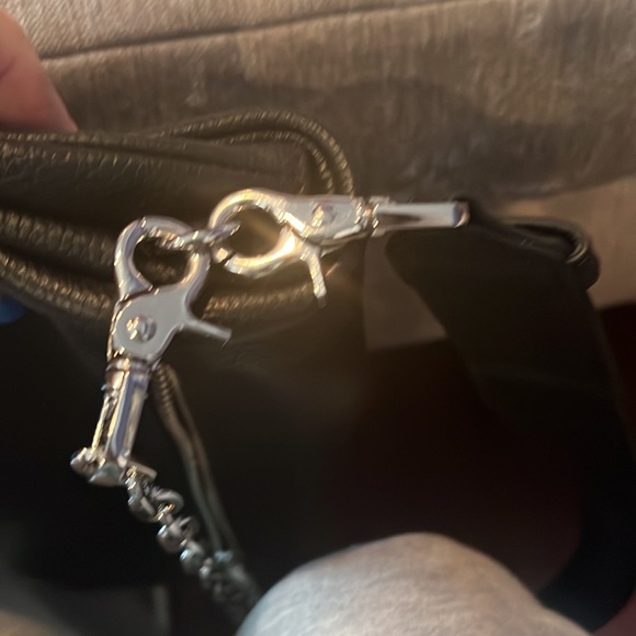 😘😘 Cool Zadig$Voltaire black crossbody bag and silver chain 😘😘 - Picture 8 of 13